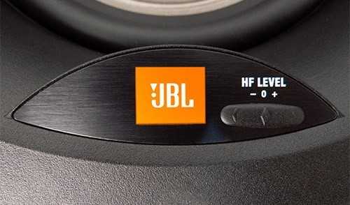JBL STUDIO 2 8IC Dviejų krypčių apvalus 8 colių montuojamas garsiakalbis su galimybe optimizuoti garso kryptį