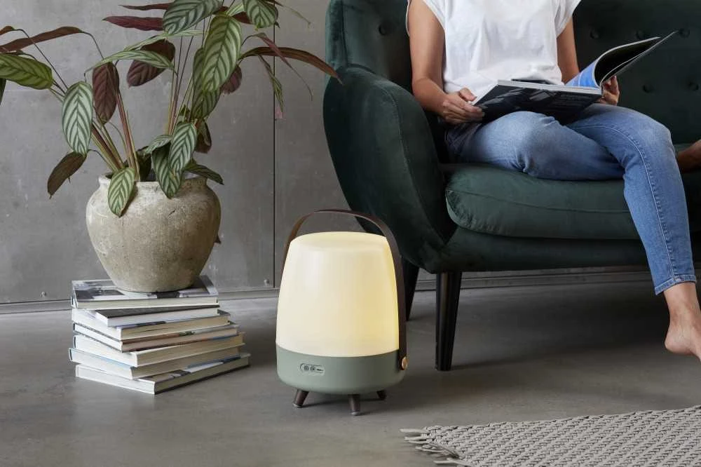 Nešiojama garso kolonėlė su apšvietimu Kooduu Lite-up Play 2.0, alyvinės spalvos