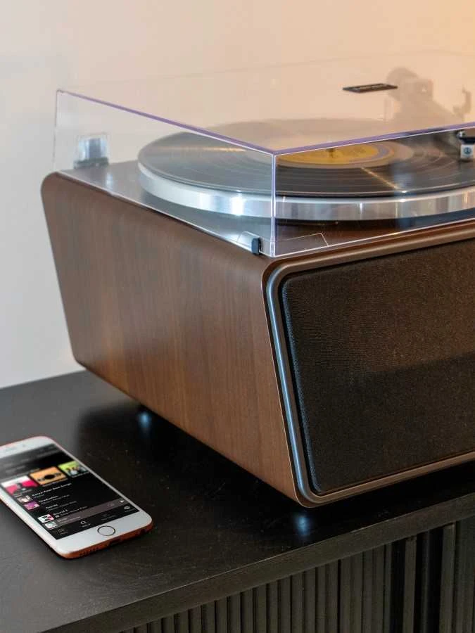 Lenco LS-470WA - Hi-Fi patefonas su garsiakalbiais ir Bluetooth