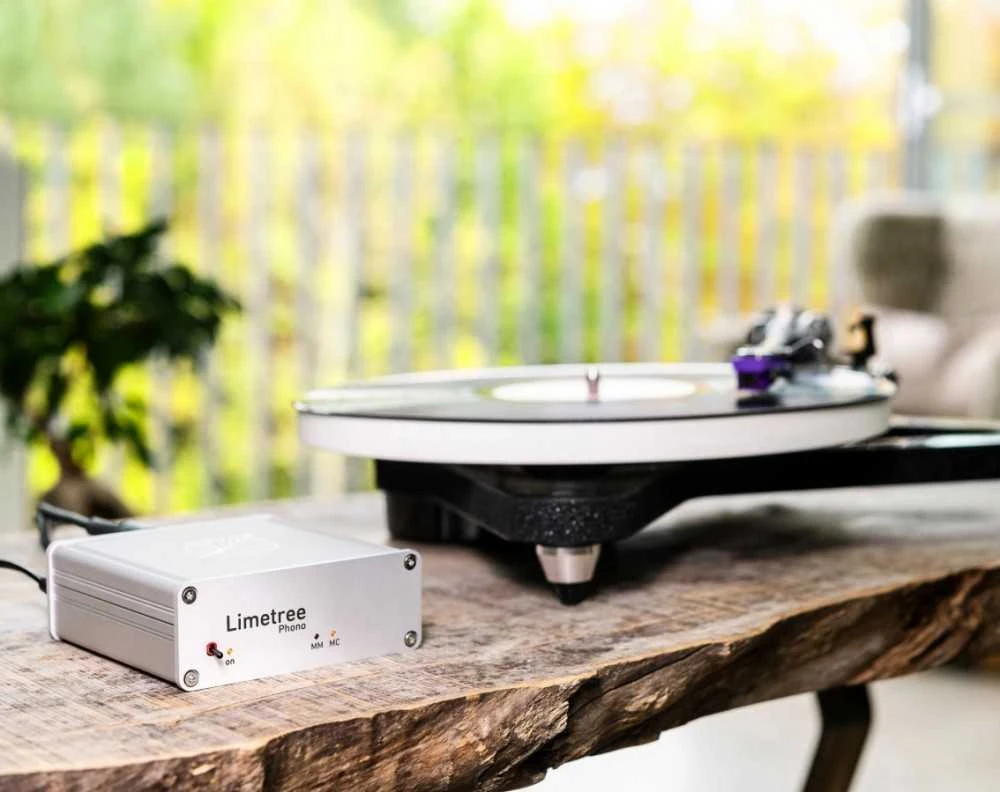 LINDEMANN Limetree PHONO II - fono pirminis stiprintuvas (MM / MC) / Naujos kartos etaloninis LIMETREE PHONO II fono pirminis stiprintuvas