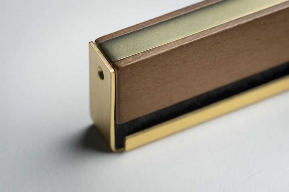 Pro-Ject it Premium Vinilinis valymo šepetys su įžeminimo kabeliu