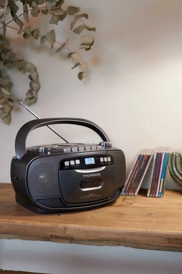 Thomson RK200CD nešiojamoji stereo sistema Analoginis 2,4 W Juoda