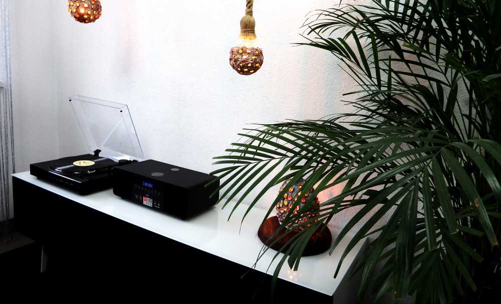 Rinkinys stereo / Cyfrowa mini muzikinis centras su gramofonem THOMSON TT350 & MIC200