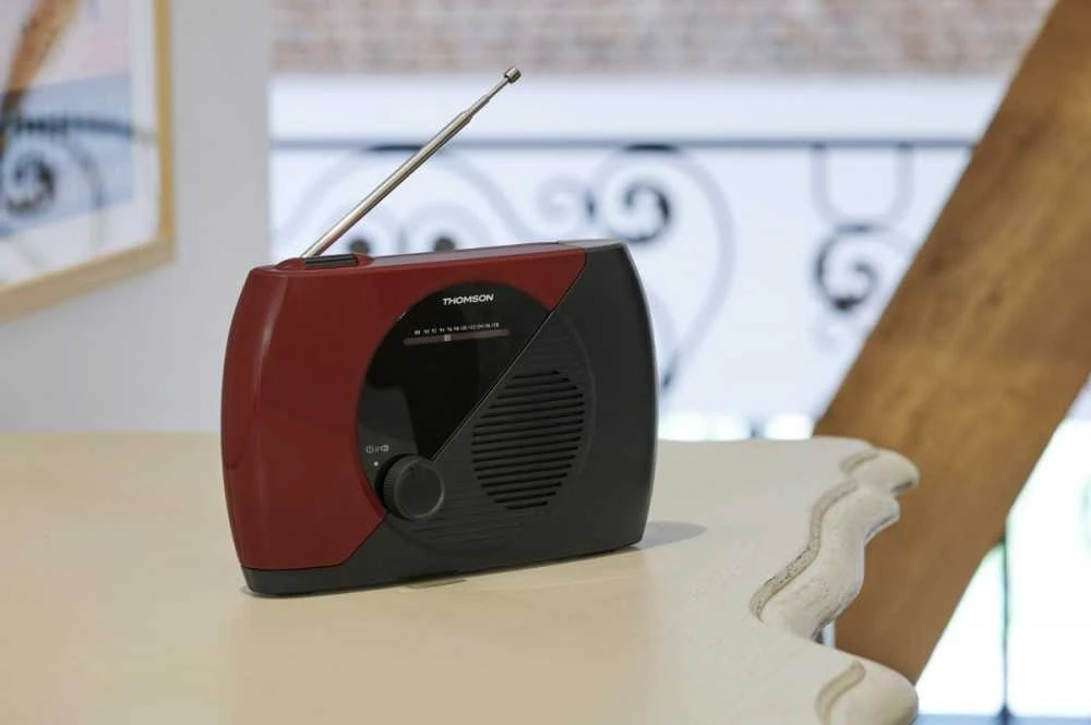 Thomson RT353 - nešiojamasis FM radijas