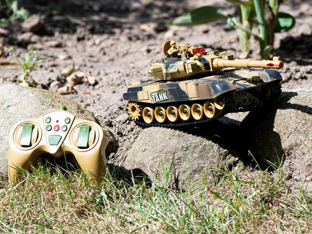 Rastar Tankas valdomas pulteliu RC Big War Tank