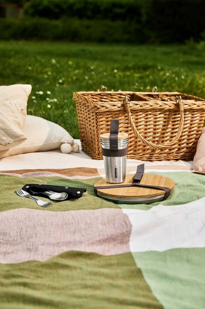 Black Blum Juodi Blum BB-Rinkinys 4 plieniniai puodeliai, 6 vnt. NAUJAS