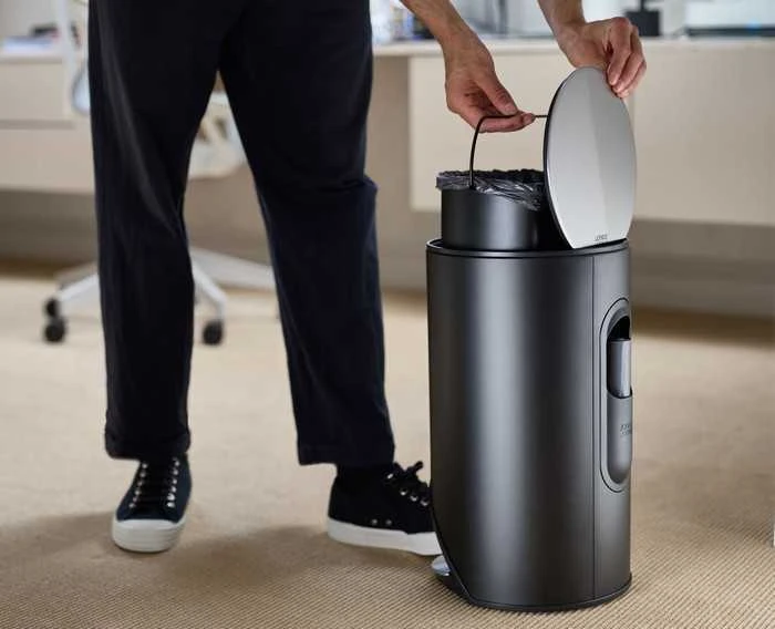 Joseph Joseph JJ-Krepšys apvalus wolnostojący 10l. Carbon Juodas Arc