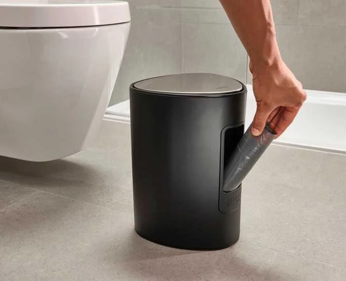 Joseph Joseph JJ-vonios krepšelis 5l. EasyStore matinė juoda