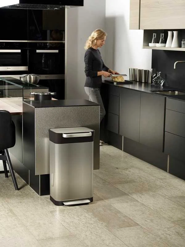 Joseph Joseph JJ-Šiukšliadėžė 30l Titan, plieno