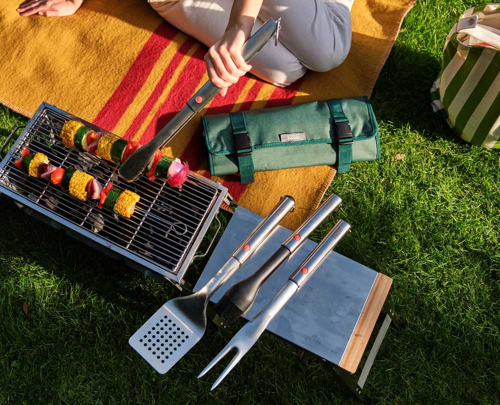 Joseph Joseph JJ-GrillOut kepsninės žnyplės