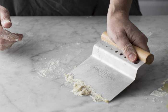 Tešlos grandiklis su matavimo puodeliu INNOVATIVE KITCHEN / Mason Cash
