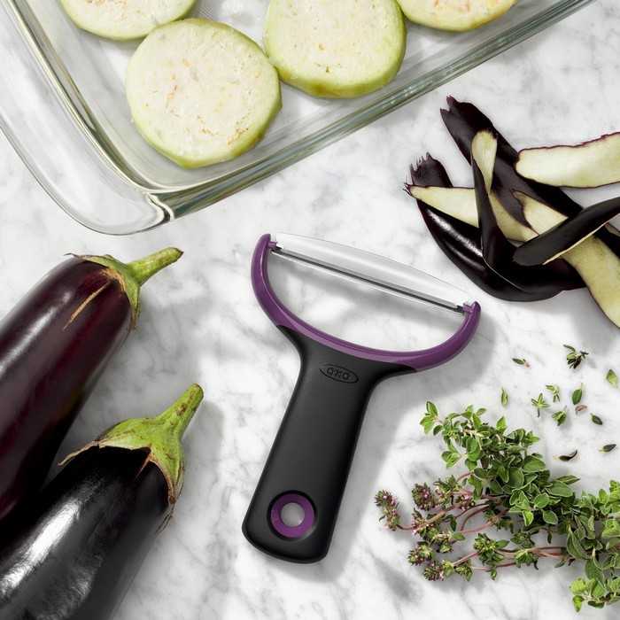 OXO Good Grips Y L 11244500 juoda