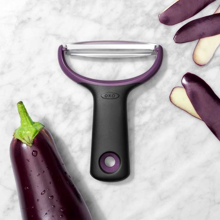 OXO Good Grips Y L 11244500 juoda