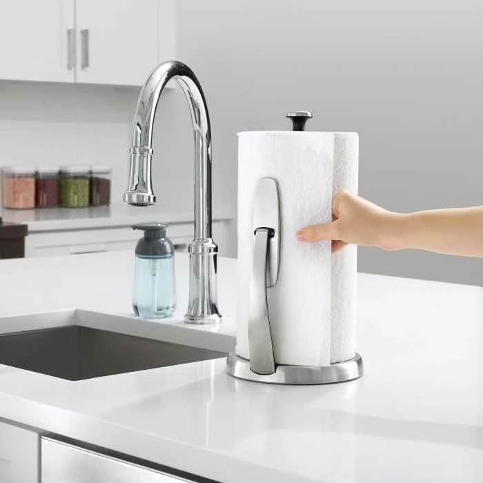 OXO Good Grips popierinių rankšluosčių stovas
