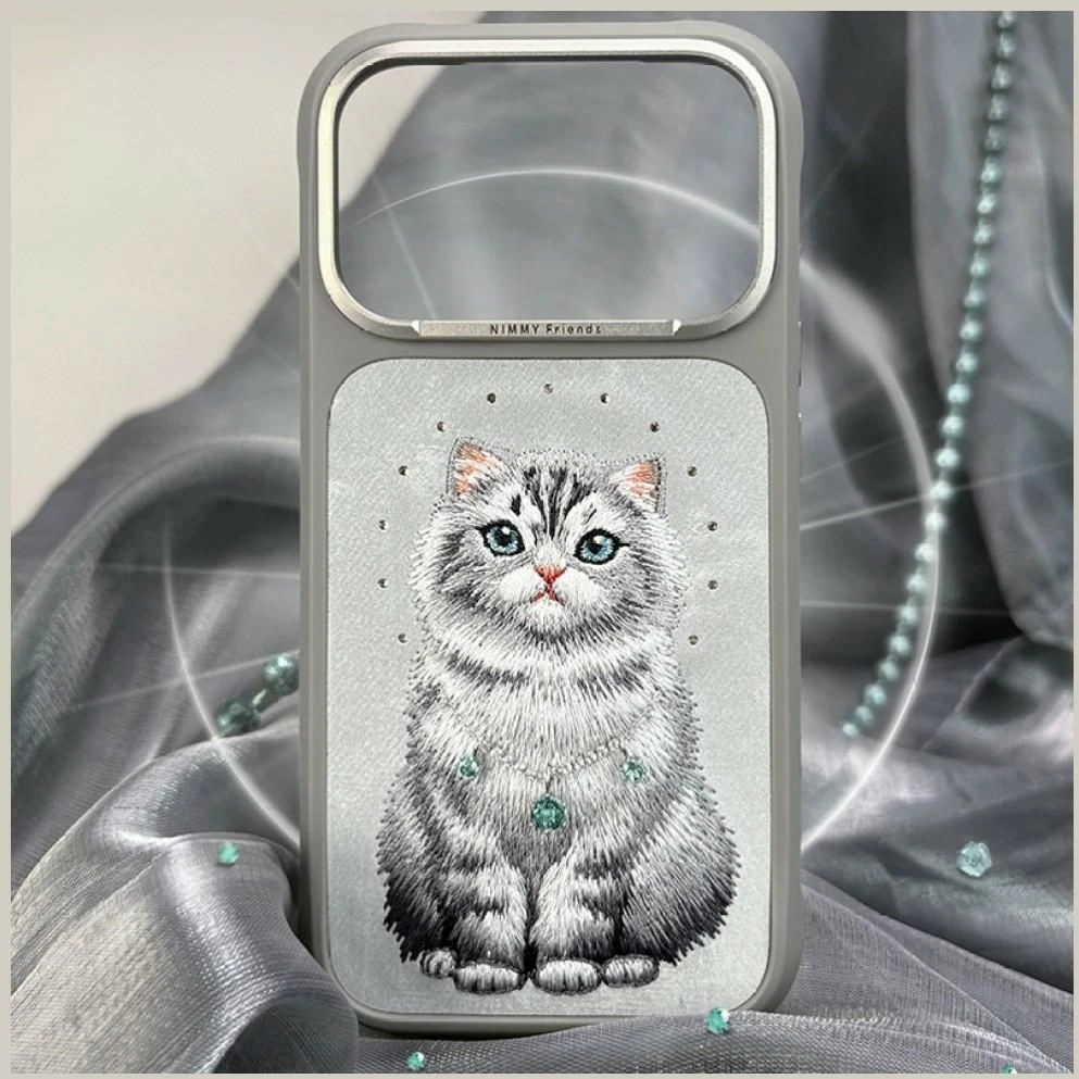 Dėklas NIMMY case LUCKY FASHION CAT compatible with MagSafe for IPHONE 18 Pro/17 Pro pilkas