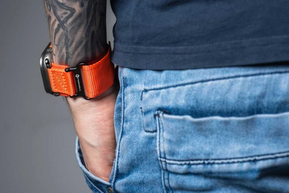 FORCELL F-DESIGN FA05 nylon apyrankė skirta Apple Watch 38 / 40 / 41 mm oranžinės spalvos