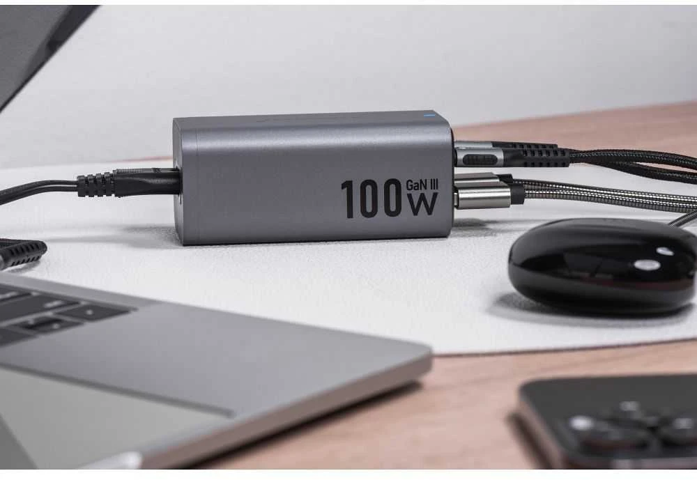 Stalinis įkroviklis Forcell F-Energy GaN III 2 x USB C + 2 x USB A QC4.0 PD 5A 100W VT-49 pilka