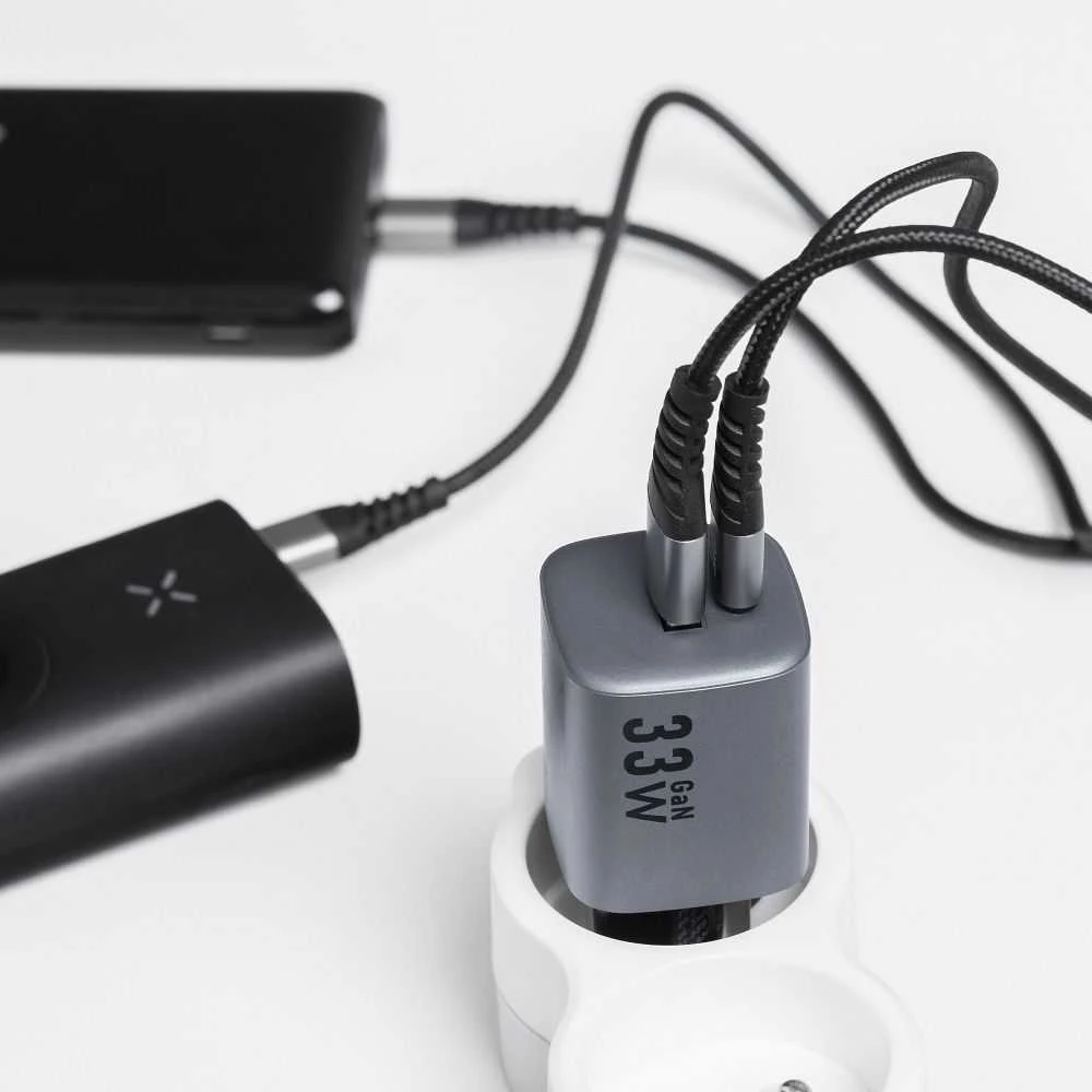 Įkroviklis Forcell F-Energy (1xUSB-C;1xUSB 3A 33W) juodas