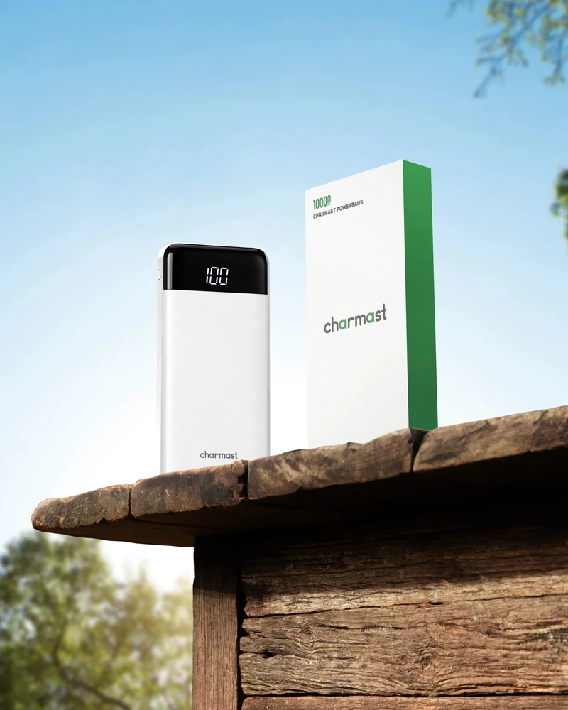 Powerbankas Charmast W1148 5V 3A 10000 mAh su įmontuotais laidais USB A / USB C / Lightning / Micro USB Baltas