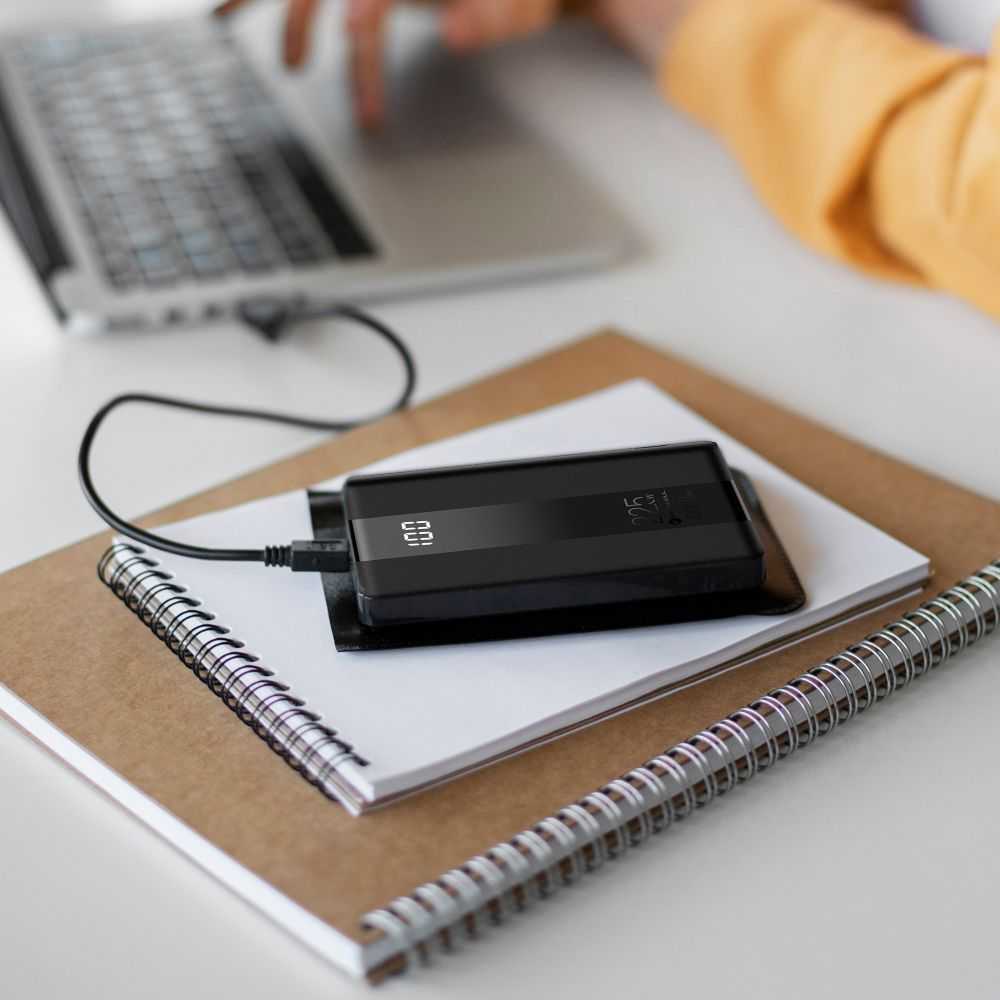 Nešiojamoji baterija Forcell F-Energy Energo P20K2 QC3.0 PD 3A 22,5W 20000 mAh juoda