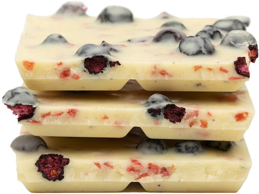 Rūta Baltasis šokoladas su mėlynėmis ir braškėmis, 100 g