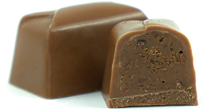 Rūta Pieninio šokolado saldainiai su traškiu lazdyno riešutų įdaru „A. Kriščiūnas“, 1kg