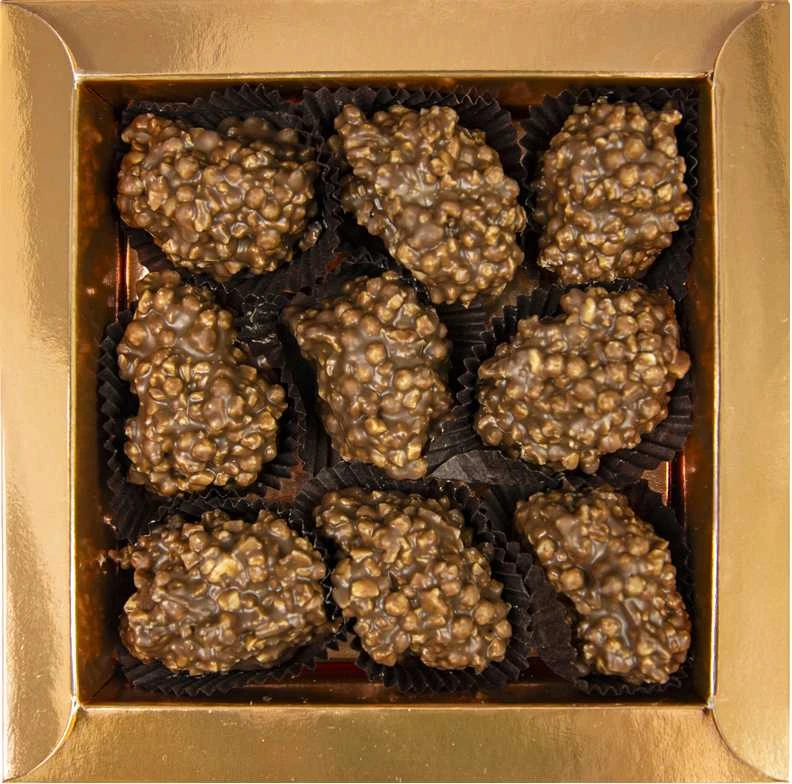 Rūta Saldainiai su migdolais, ryžių traškučiais ir pieniniu šokoladu „Karalienė Kotryna Jogailaitė“, 115 g