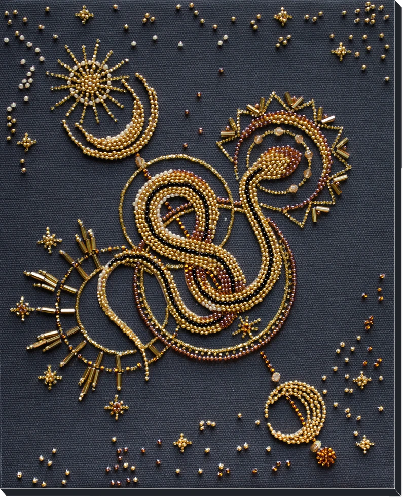 Abris Art „Auksinis talismanas“ karoliukų siuvinėjimo rinkinys 20x25 cm
