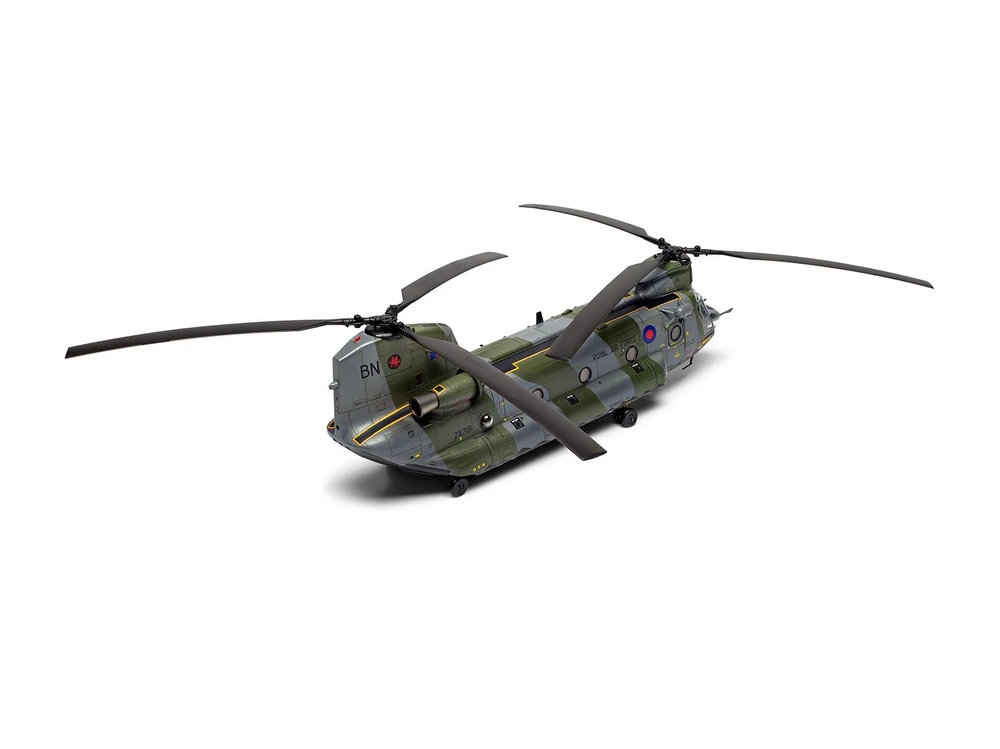 Airfix Boeing Chinook HC.1 1/72 plastikinis sraigtasparnio modelis A06023