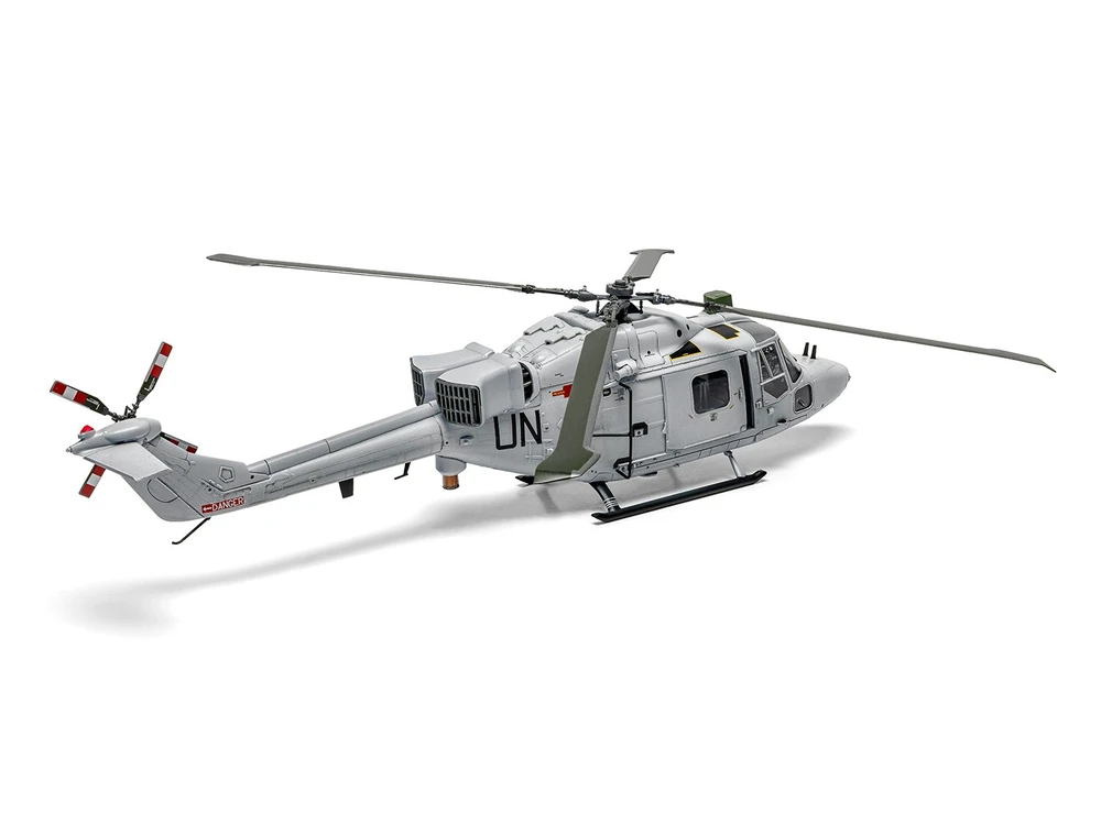 Airfix Westland Lynx AH-7 1/48 plastikinis sraigtasparnio modelis
