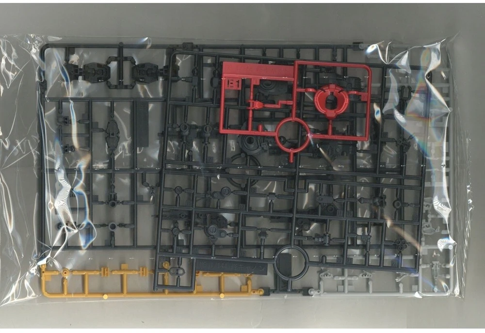 Bandai Gunpla Guncannon Light Type 1/144 – surenkamas modelis