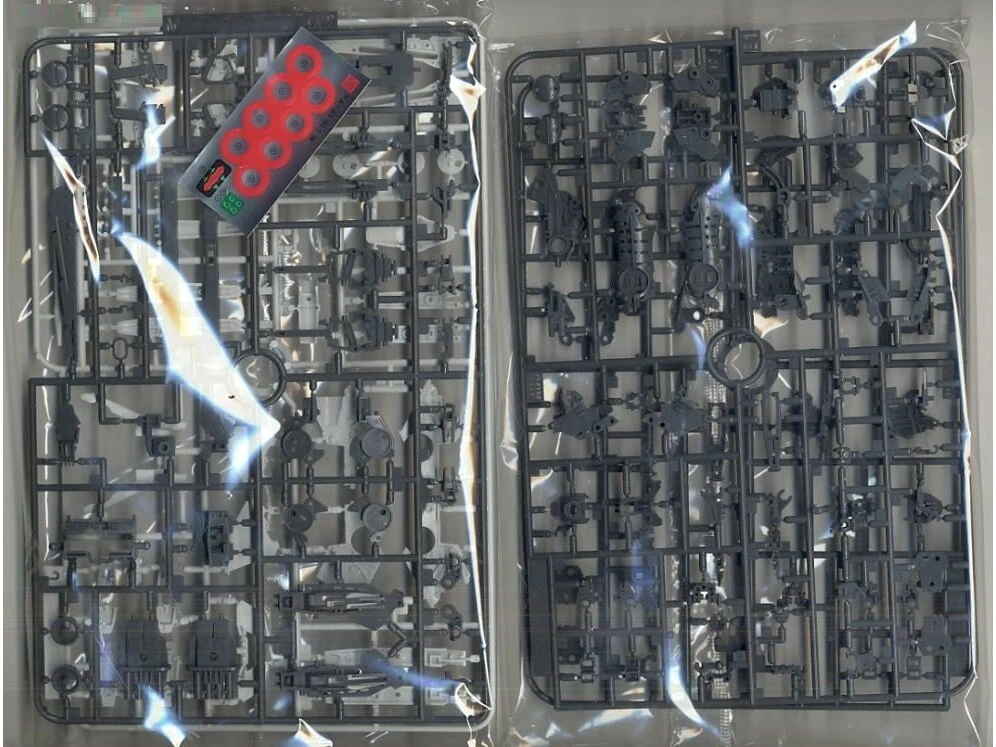 Bandai Gunpla modelis MG V-Dash Gundam Ver.Ka 1/100 72193