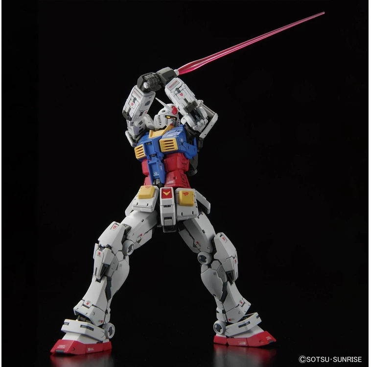 Bandai RG 1/144 RX-78-2 GUNDAM Ver. 2.0