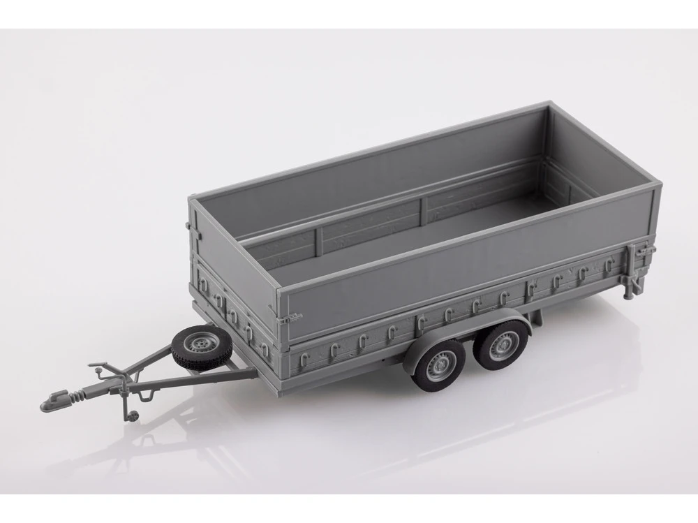 Heller prekių priekaba 1:24 – plastikinis surinkimo rinkinys 80778