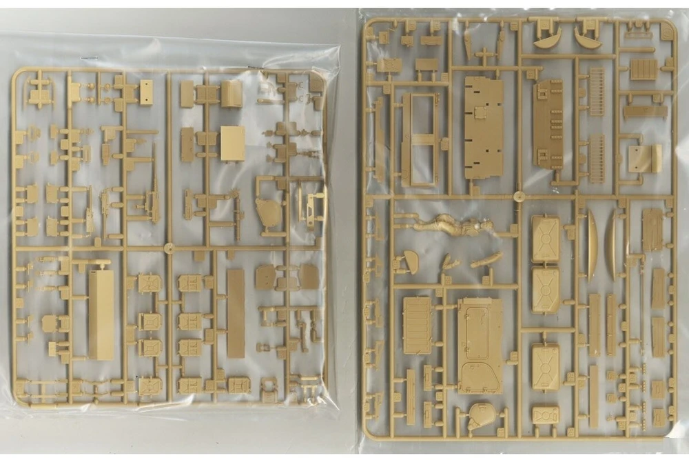 Izraelio tankas Tiran 5 surenkamas modelis Tamiya 1/35 35328