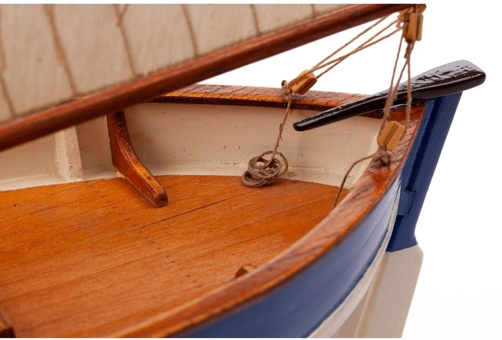 Medinis žvejybinio laivo modelis Esperance Billing Boats 1/30 BB908