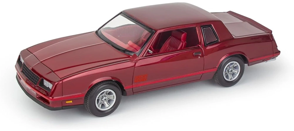 Revell Chevrolet Monte Carlo SS 1987 1:24 plastikinis surenkamas modelis