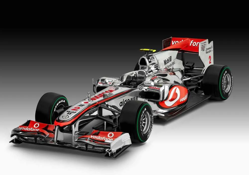 Revell McLaren Mercedes MP4-25 Lewis Hamilton F1 rinkinys 1/24