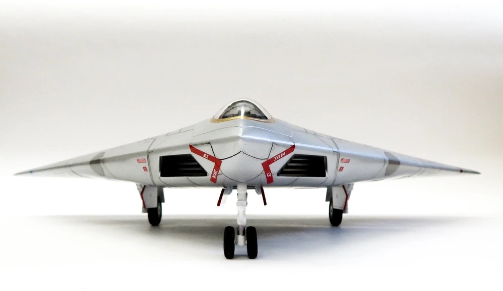 Surenkamas lėktuvo modelis A-12 Avenger II 1/48 Modelcollect UA48001
