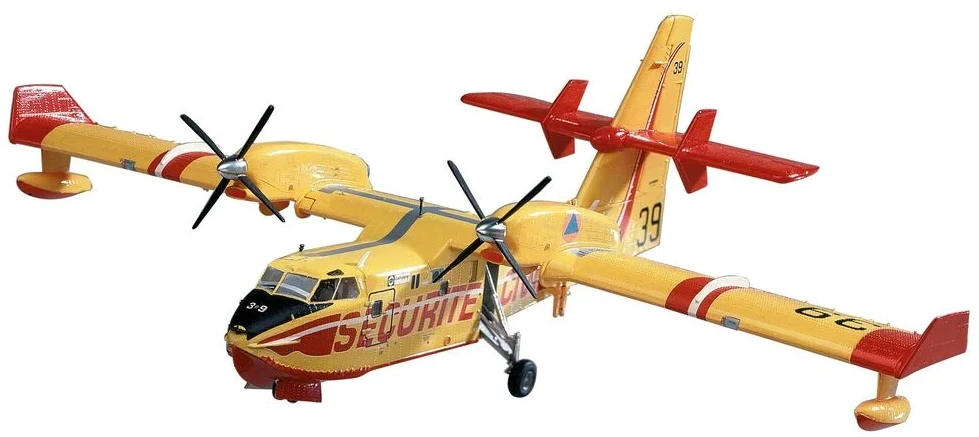 Surenkamas lėktuvo modelis Canadair CL-415 1/72 Heller 80370