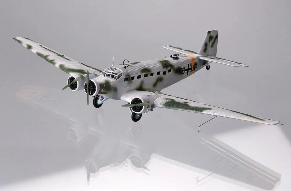 Surenkamas lėktuvo modelis Junkers Ju-52/3M 1/72 Heller 80380