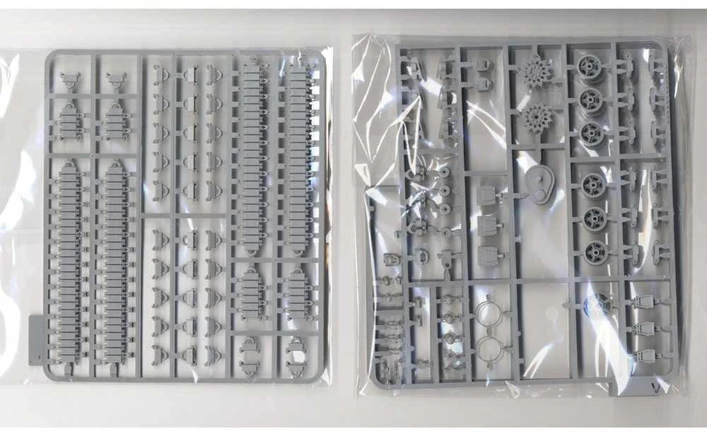 Takom M3 Lee JAV vidutinis tankas 1/35 plastikinis surinkimo rinkinys