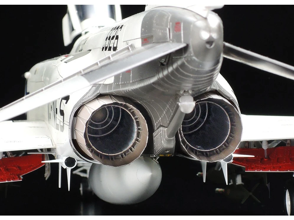 Tamiya F-4J Phantom II Marines surenkamas naikintuvo modelis 1/32, 60308