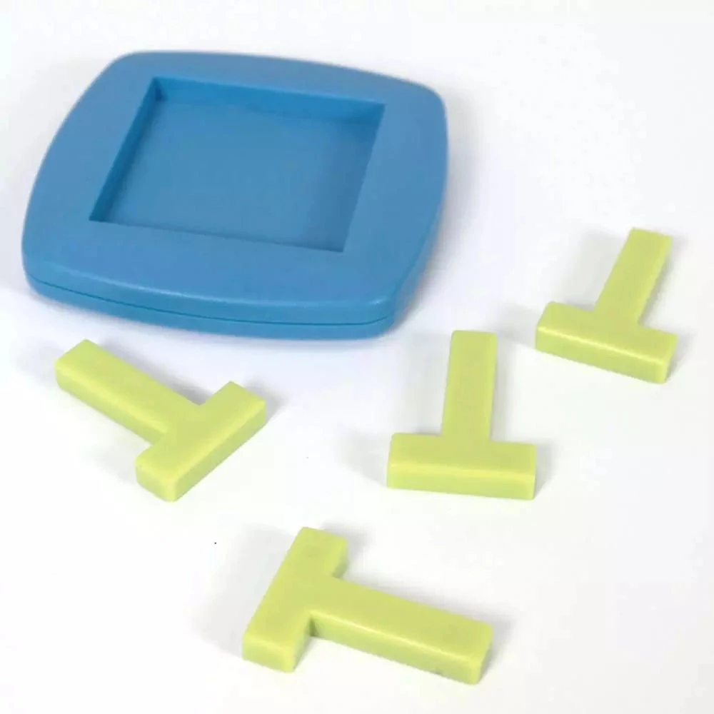 Dėlionė ThinkFun kišeninis galvosūkis „4-T Puzzle“, nuo 8 m.