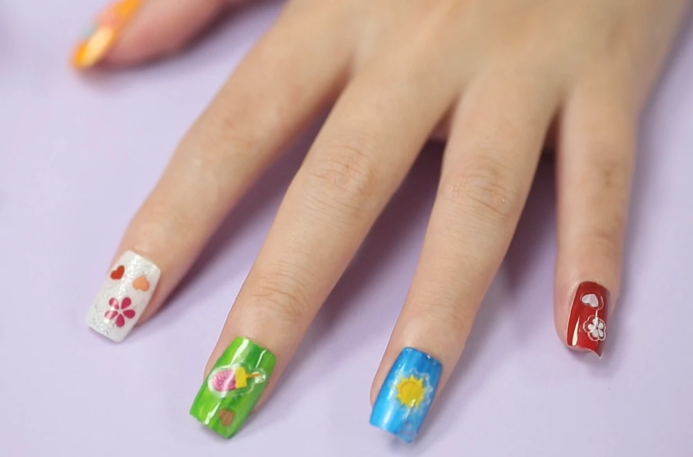 NAIL STUDIO ATELIER DROMADER