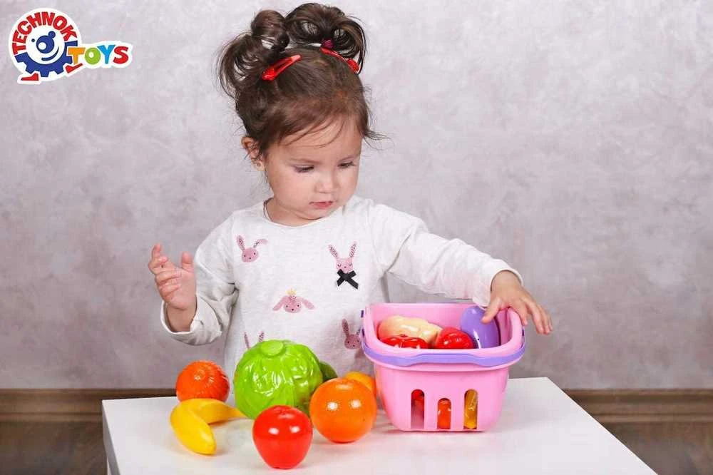 Technok Krepšelis su vaisiais