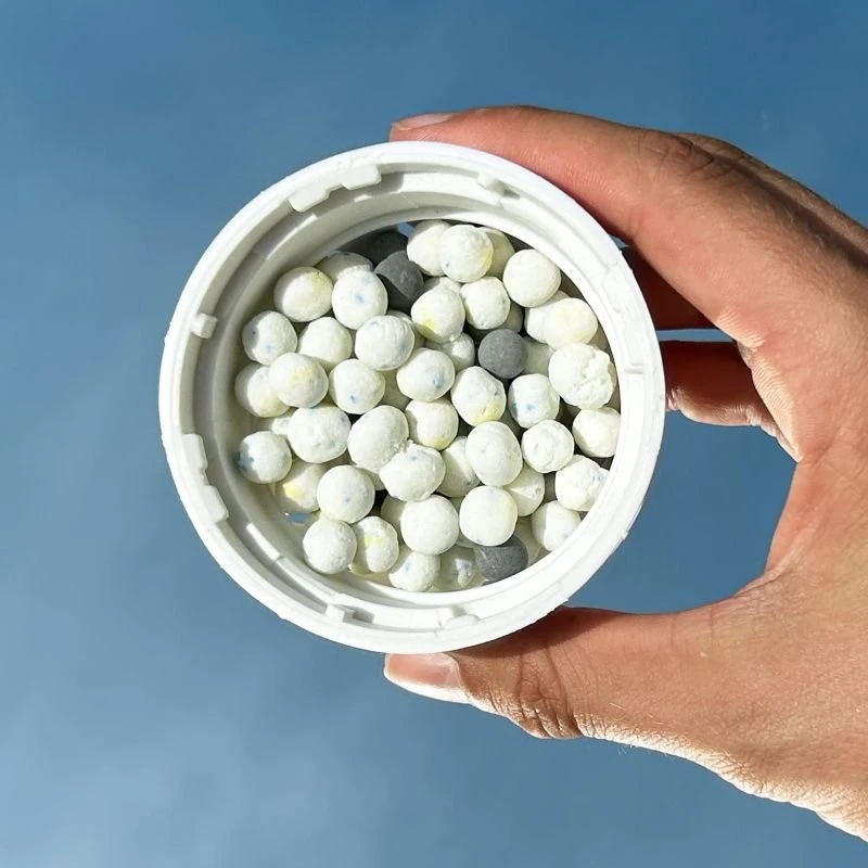 Ecoegg Fresh Linen skalbimo kiaušinio papildymas baltiems ir šviesiems skalbiniams, 50 skalbimų