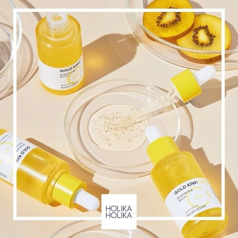 Holika Holika Gold Kiwi Vita C+ Brightening Serum šviesinantis veido serumas su vitaminu C 45 ml
