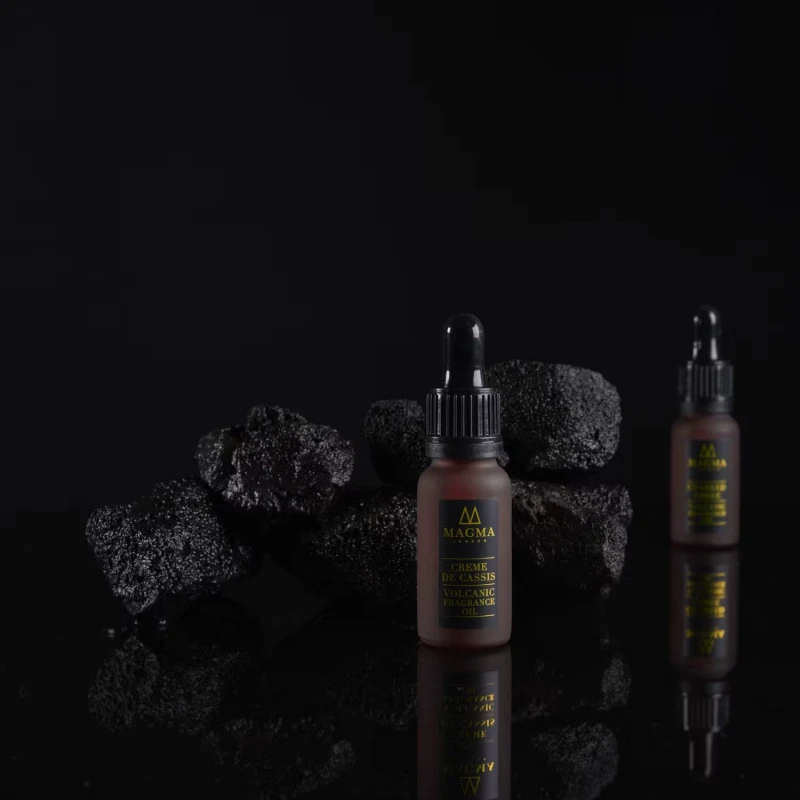 Magma London Raudona Cashmere lavos difuzoriaus papildymas 15 ml