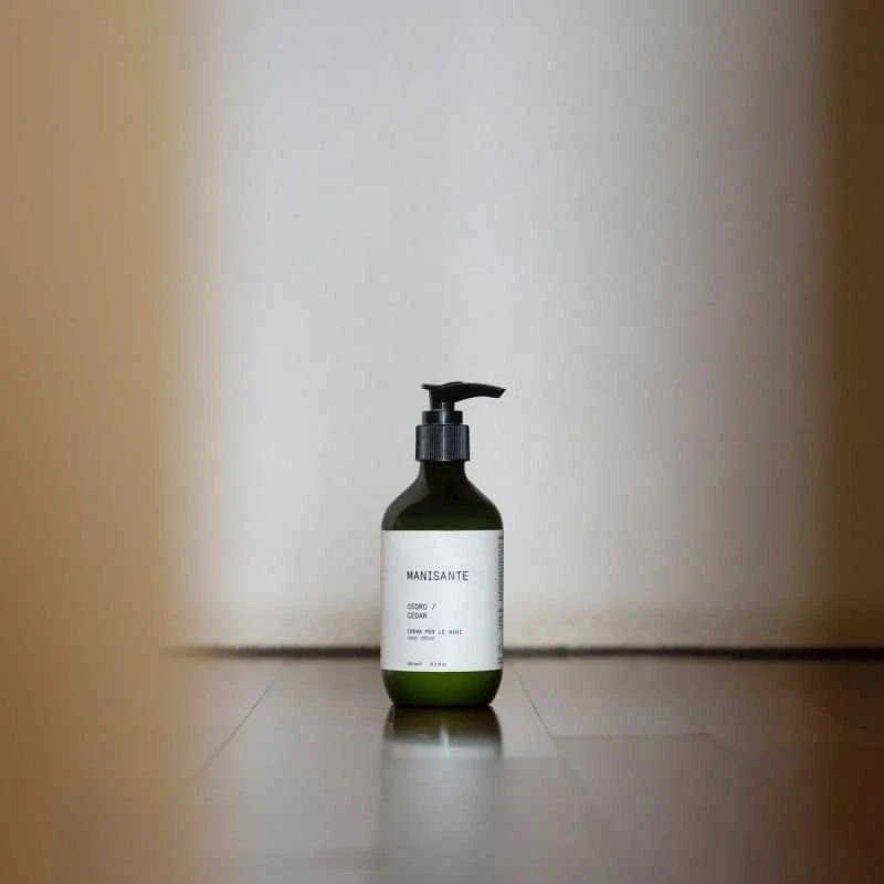 Manisante Cedar rankų kremas 250 ml